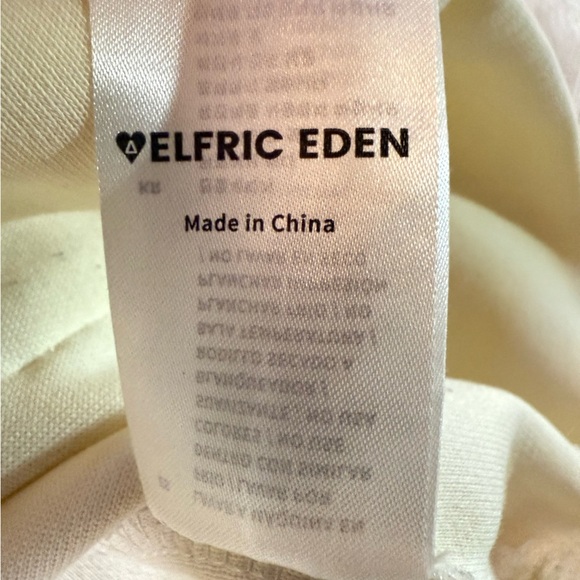 AELFRIC EDEN GRAFFITI STAR GRAPHIC PULLOVER HOODIE - Picture 4 of 6